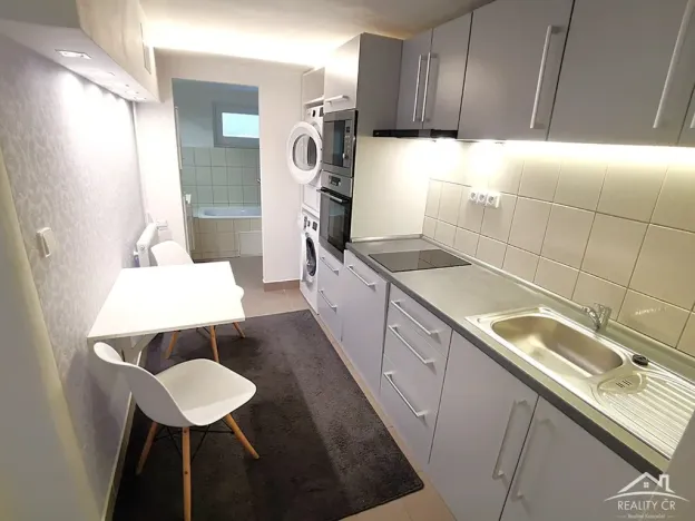 Pronájem bytu 1+1, Jihlava, Letní, 50 m2