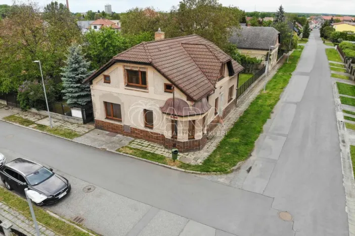 Prodej vily, Kostelec nad Labem, Vančurova, 120 m2