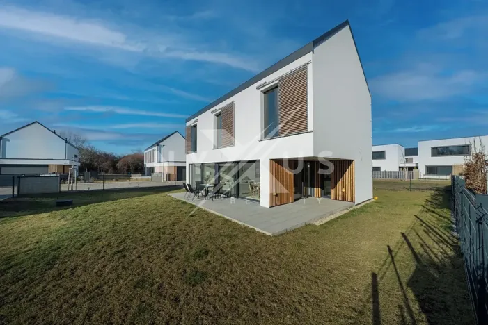 Pronájem rodinného domu, Přezletice, Hrušková, 169 m2