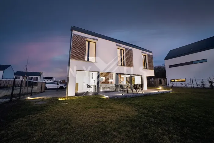Pronájem rodinného domu, Přezletice, Hrušková, 169 m2