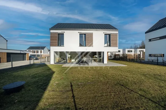 Prodej rodinného domu, Přezletice, Hrušková, 169 m2