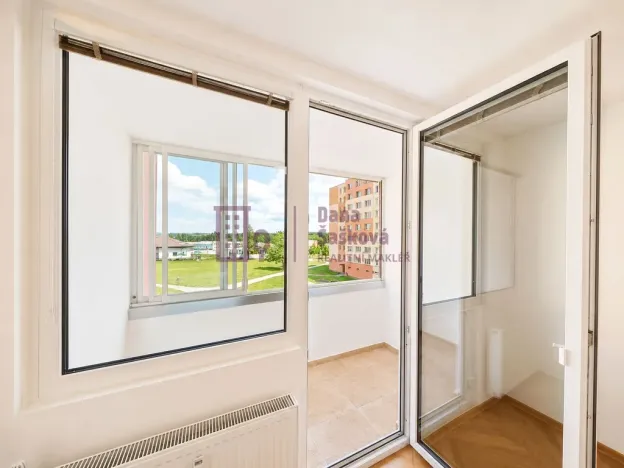 Pronájem bytu 1+kk, Jindřichův Hradec - Jindřichův Hradec III, sídliště Vajgar, 27 m2