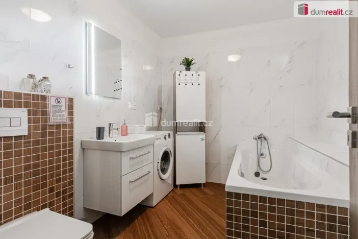 Prodej rodinného domu, Bublava, 300 m2