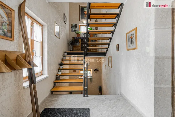 Prodej rodinného domu, Bublava, 300 m2