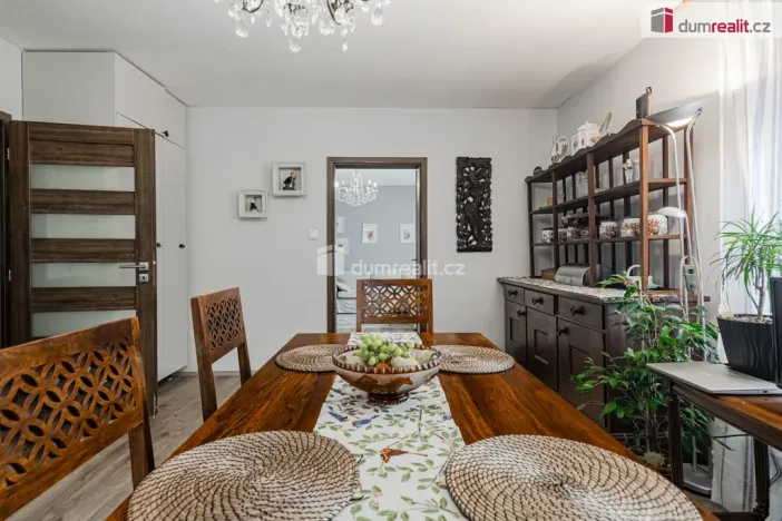 Prodej rodinného domu, Bublava, 300 m2