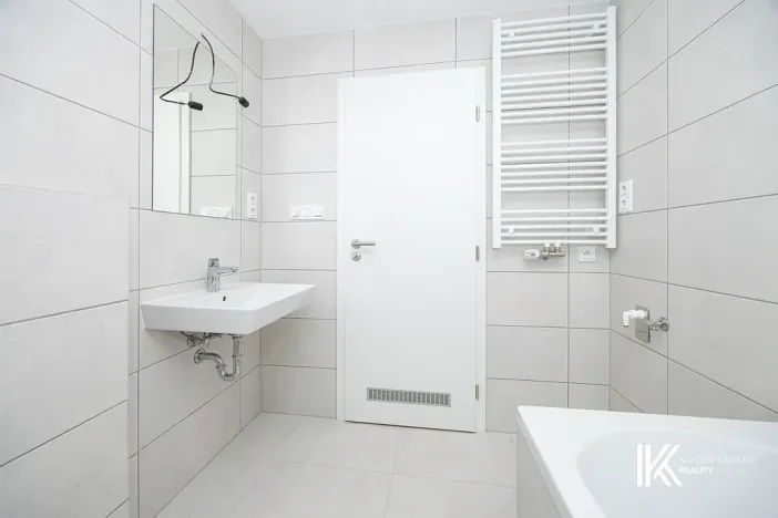 Pronájem bytu 2+kk, Pardubice, U Sportovní školy, 44 m2