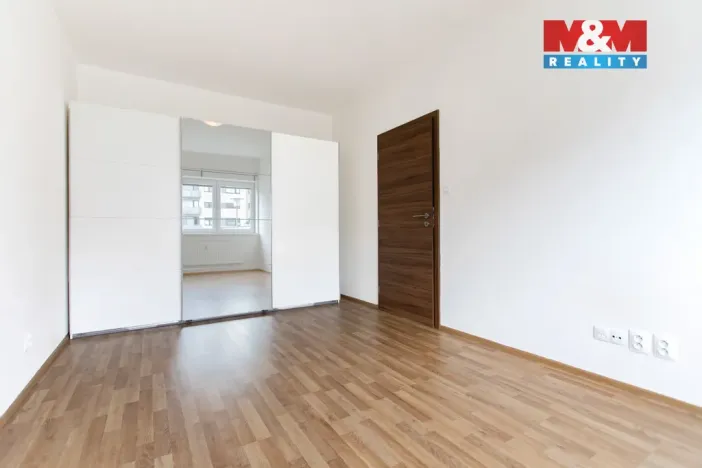 Pronájem bytu 2+kk, Plzeň - Černice, Střední cesta, 59 m2