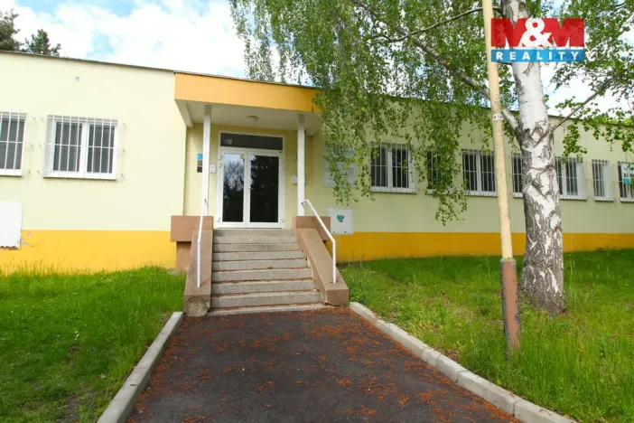 Pronájem kanceláře, Česká Lípa, Bendlova, 64 m2