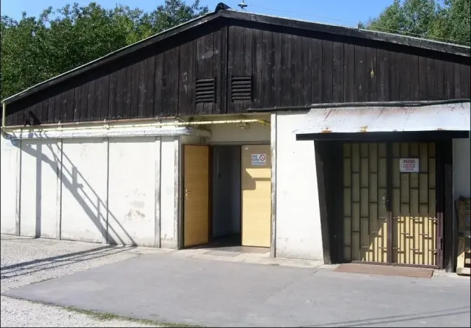 Pronájem skladu, Praha - Běchovice, Podnikatelská, 377 m2