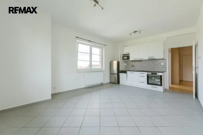 Pronájem bytu 3+kk, Holubice - Kozinec, Lesní, 65 m2