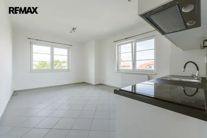 Pronájem bytu 3+kk, Holubice - Kozinec, Lesní, 65 m2