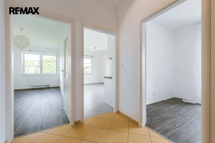 Pronájem bytu 3+kk, Holubice - Kozinec, Lesní, 65 m2