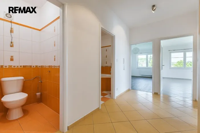Pronájem bytu 3+kk, Holubice - Kozinec, Lesní, 65 m2
