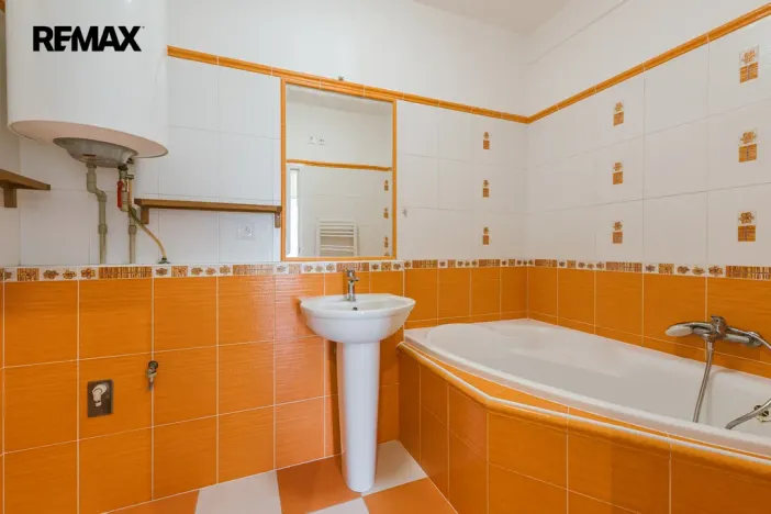 Pronájem bytu 3+kk, Holubice - Kozinec, Lesní, 65 m2