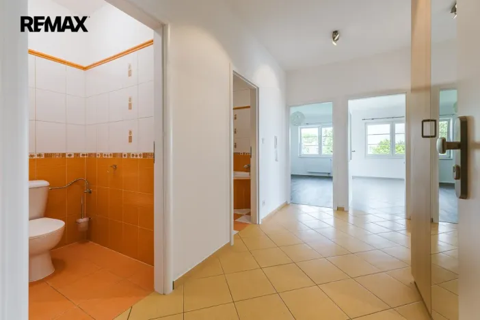 Pronájem bytu 3+kk, Holubice - Kozinec, Lesní, 65 m2