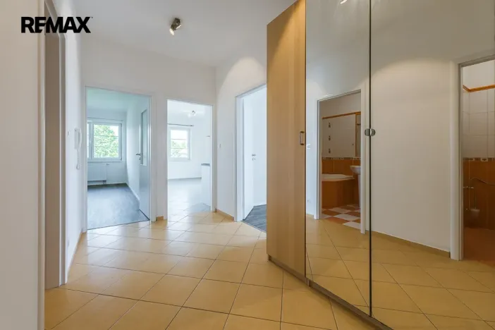 Pronájem bytu 3+kk, Holubice - Kozinec, Lesní, 65 m2