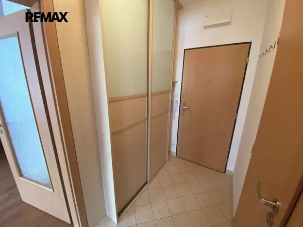 Pronájem bytu 2+kk, Praha - Hlubočepy, Kováříkova, 57 m2