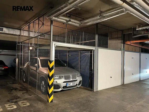 Pronájem bytu 2+kk, Praha - Hlubočepy, Kováříkova, 57 m2
