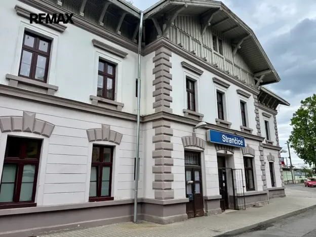 Pronájem bytu 2+kk, Strančice, Náměstí Emila Kolbena, 60 m2