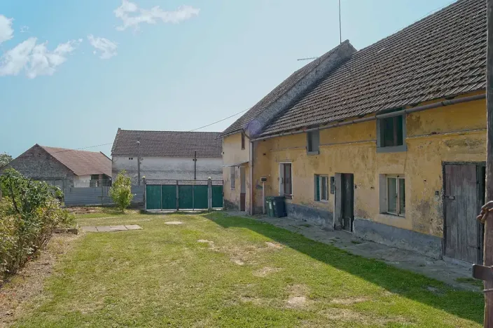 Prodej zemědělské usedlosti, Křesetice, 600 m2
