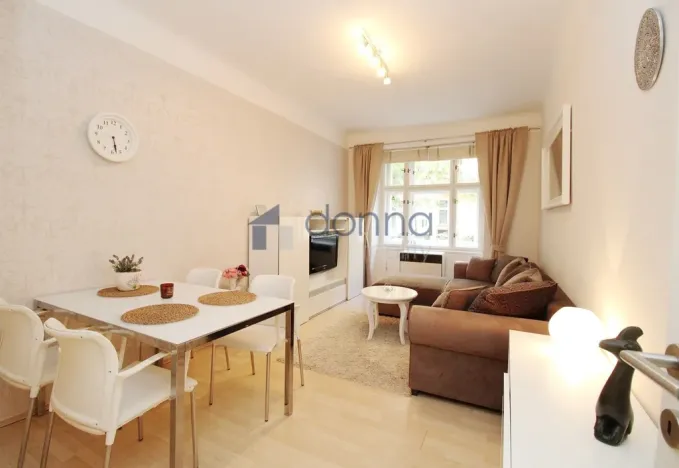 Pronájem bytu 2+kk, Praha, Moravská, 50 m2