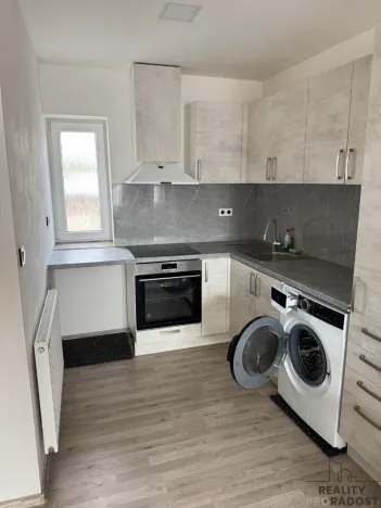 Pronájem bytu 2+kk, Velký Týnec, Zábraní, 48 m2