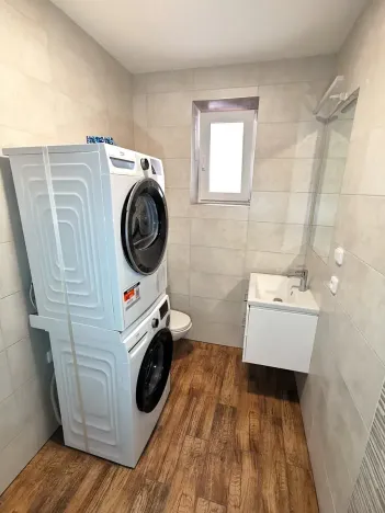 Pronájem bytu 2+kk, Lipůvka, 55 m2