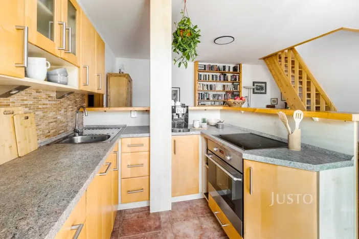 Prodej bytu 4+kk, České Budějovice - České Budějovice 7, Komenského, 79 m2