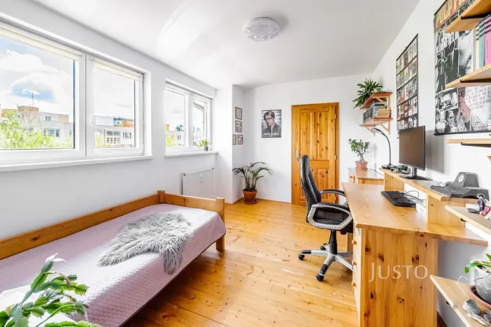 Prodej bytu 4+kk, České Budějovice - České Budějovice 7, Komenského, 79 m2