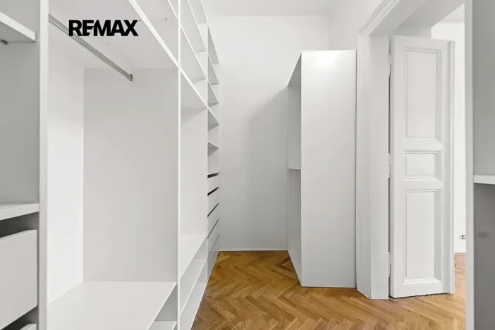 Prodej bytu 3+kk, Praha - Karlín, Peckova, 116 m2