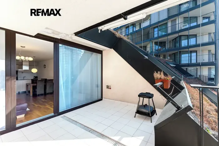 Pronájem bytu 3+kk, Praha - Žižkov, Ke kapslovně, 107 m2