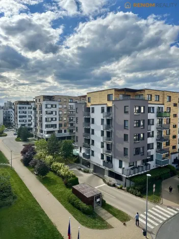 Prodej bytu 3+kk, Praha - Střížkov, Zakšínská, 83 m2