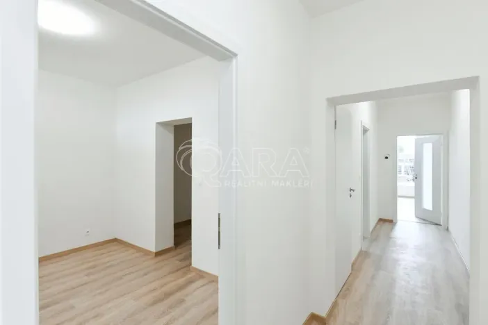 Pronájem bytu 2+kk, Benešov, Tyršova, 55 m2
