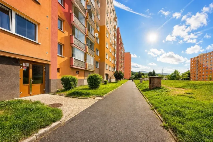 Prodej bytu 1+1, Jirkov, SNP, 39 m2