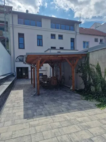 Pronájem bytu 2+kk, České Budějovice, Holečkova, 56 m2