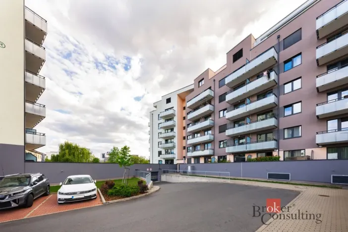 Prodej bytu 2+kk, Praha - Hodkovičky, Šífařská, 52 m2