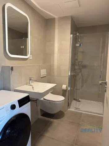 Pronájem bytu 1+kk, Praha - Černý Most, Arnošta Valenty, 25 m2