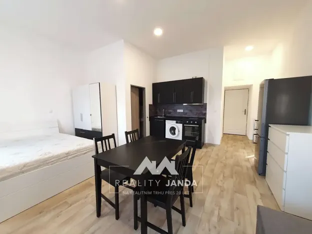 Pronájem bytu 1+kk, Brno, Koliště, 35 m2