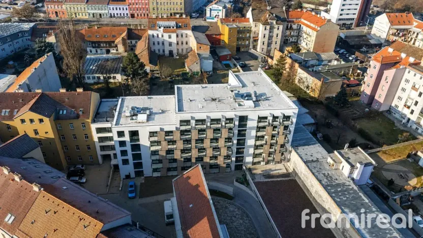 Pronájem bytu 2+kk, Brno, Dornych, 39 m2