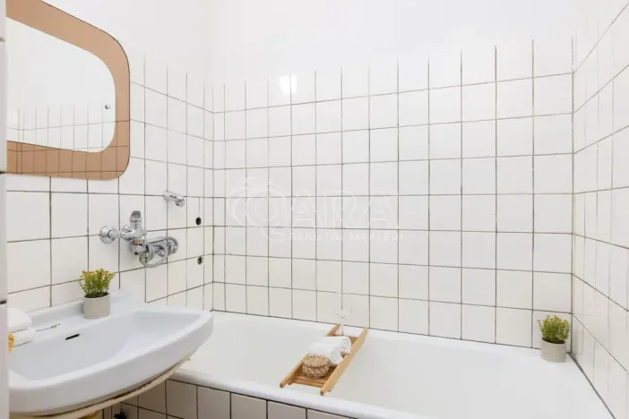 Prodej bytu 2+1, Praha - Vinohrady, Vinohradská, 69 m2