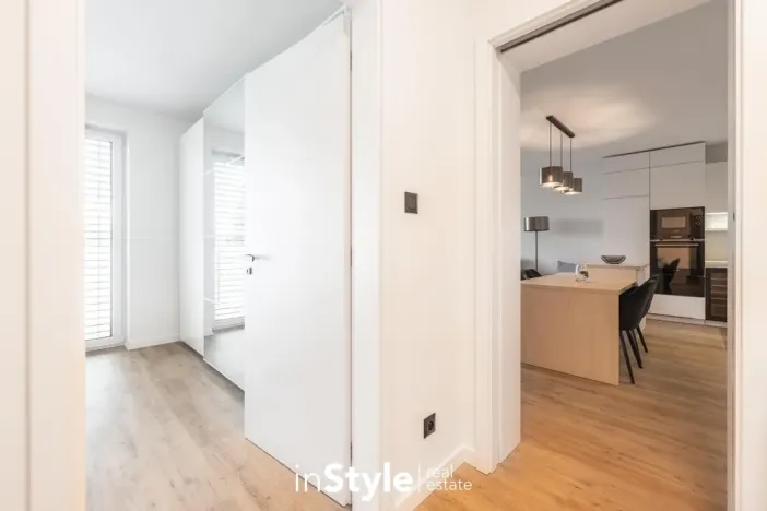 Pronájem bytu 2+kk, Staré Město, Velkomoravská, 71 m2