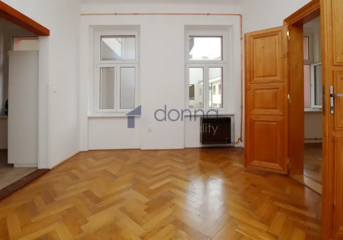 Pronájem bytu 2+1, Praha, Štěpánská, 48 m2