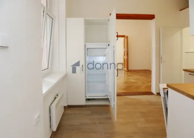 Pronájem bytu 2+1, Praha, Štěpánská, 48 m2
