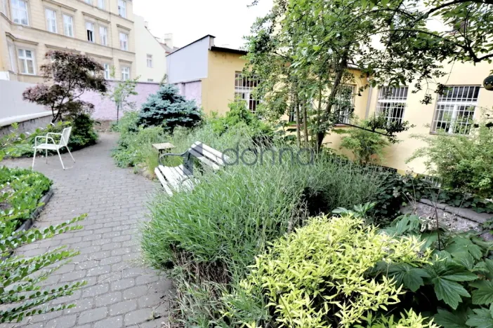 Pronájem bytu 2+1, Praha, Štěpánská, 48 m2
