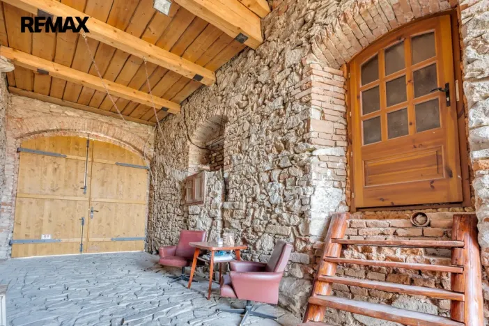 Prodej chalupy, Kamenice, 330 m2