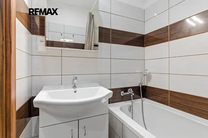 Prodej bytu 2+1, Praha - Žižkov, Pod lipami, 54 m2