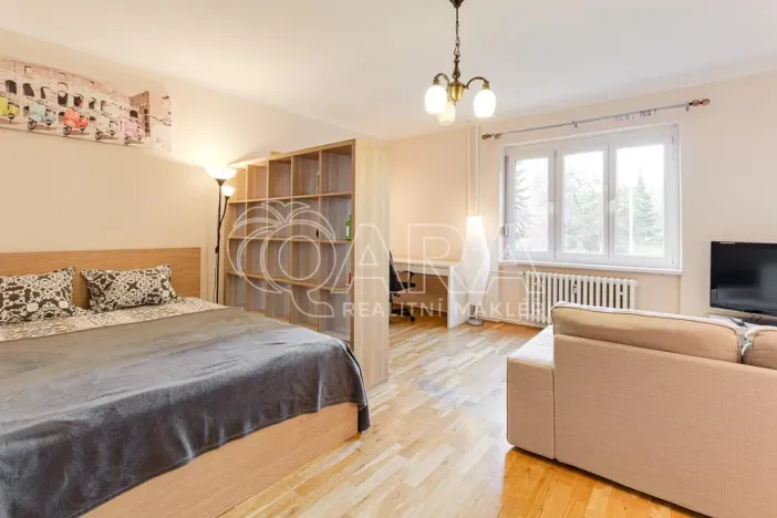 Pronájem bytu 1+1, Roztoky, Braunerova, 44 m2