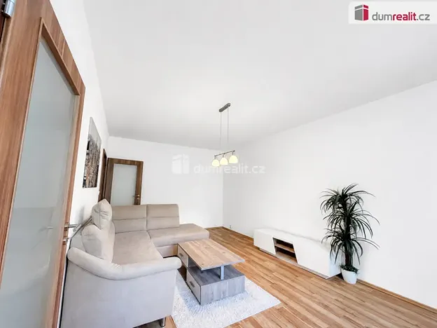 Pronájem bytu 2+1, Ústí nad Labem - Severní Terasa, Kmochova, 60 m2