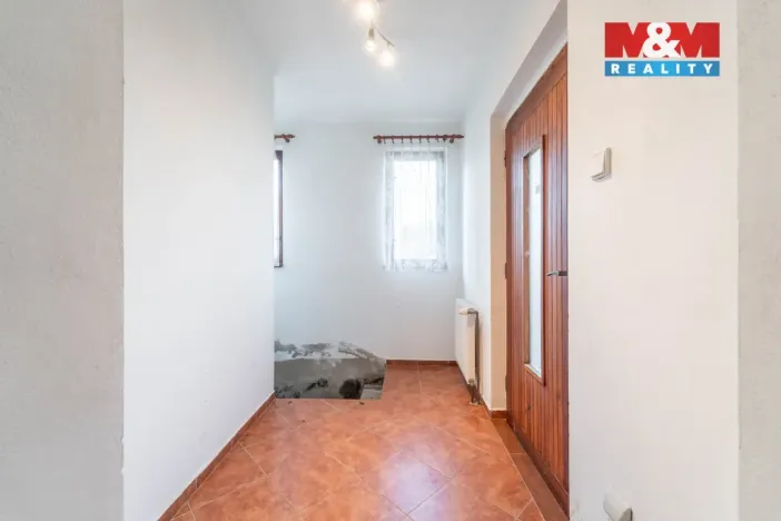 Prodej rodinného domu, Lochovice, 180 m2