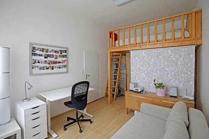 Pronájem bytu 2+kk, Praha - Karlín, Pobřežní, 40 m2